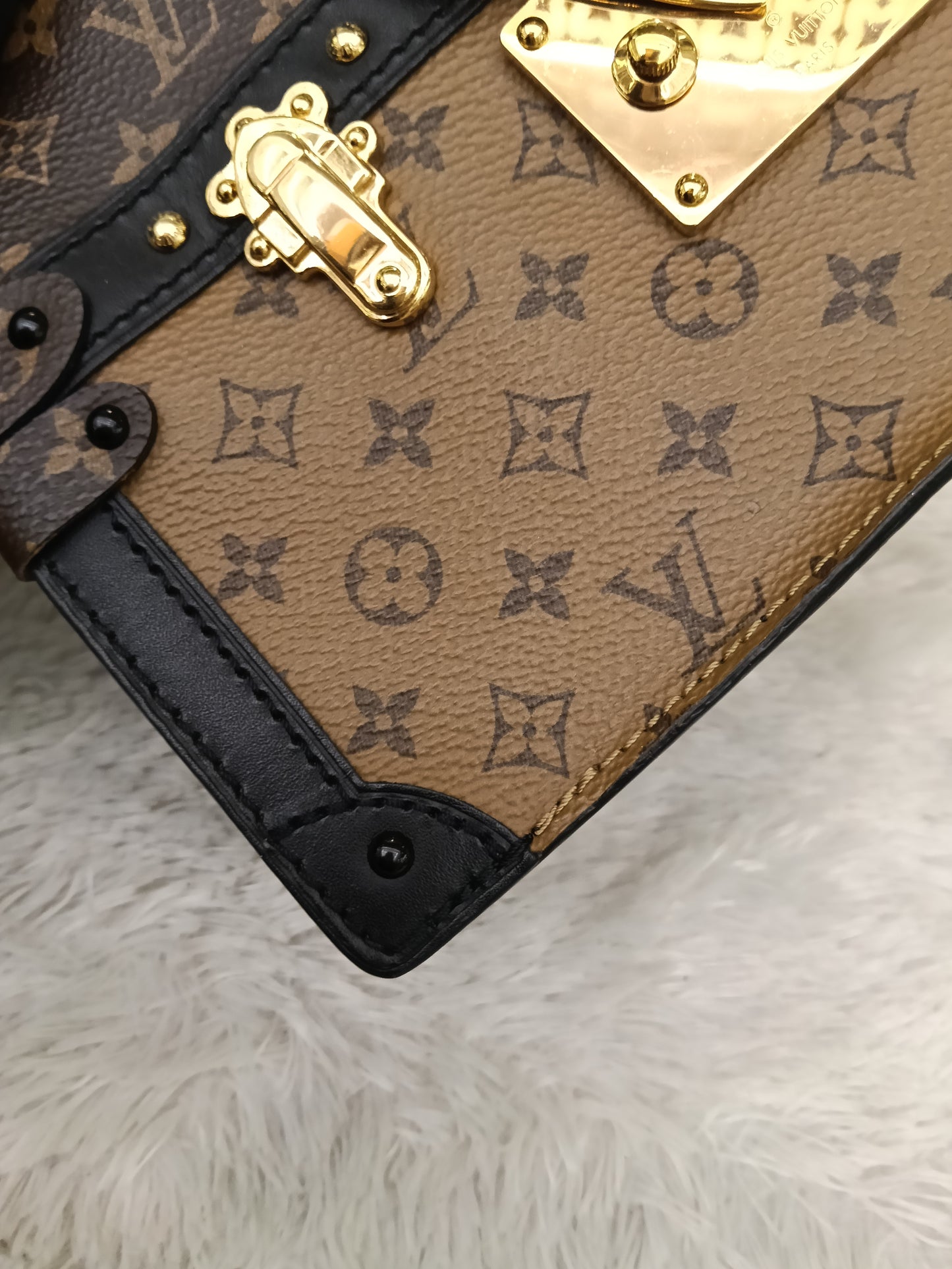 LV Trunk Clutch Monogram Reverse 2019