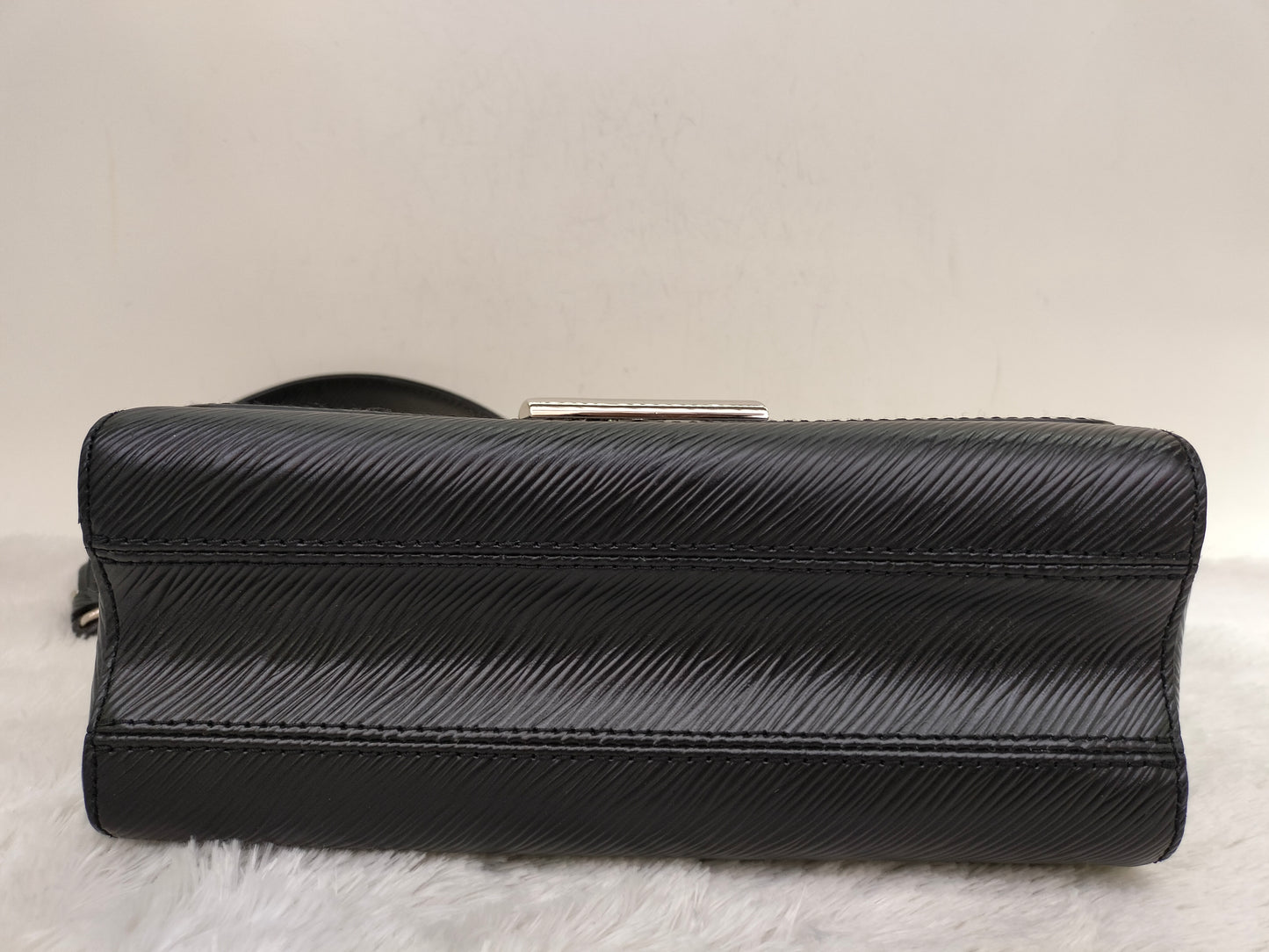 LV Twist MM Epi Black 2017