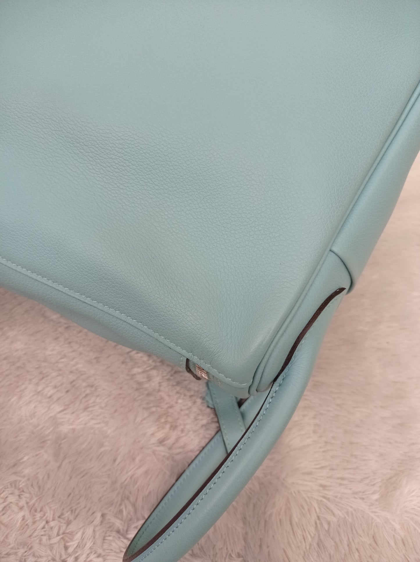Lindy 30 Evercolour Blue Atol PHW #T