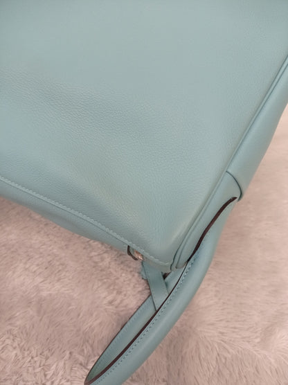 Lindy 30 Evercolour Blue Atol PHW #T