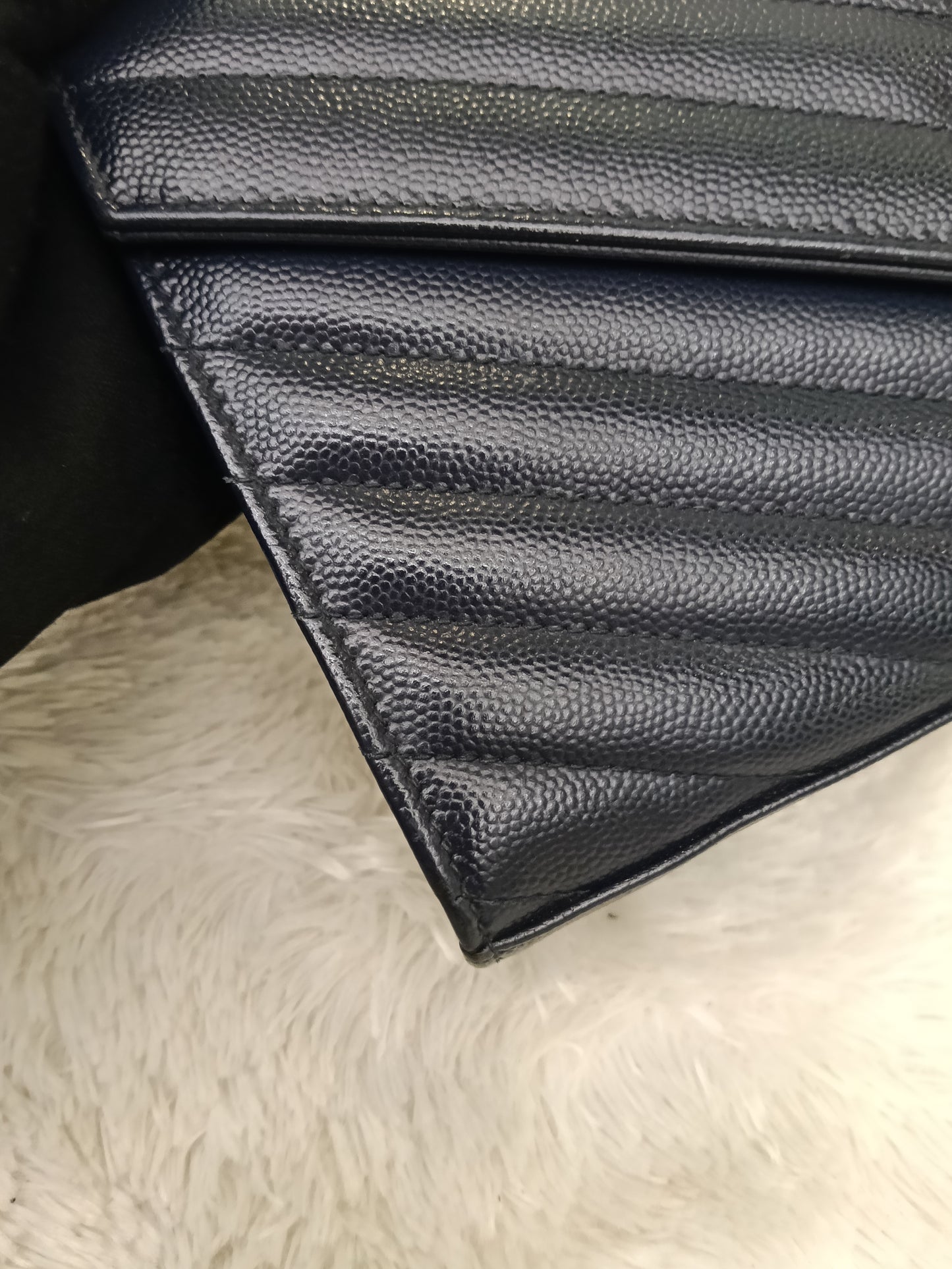 YsL WOC 22 Matelasse Monogramme Grained Navy SHW 2018