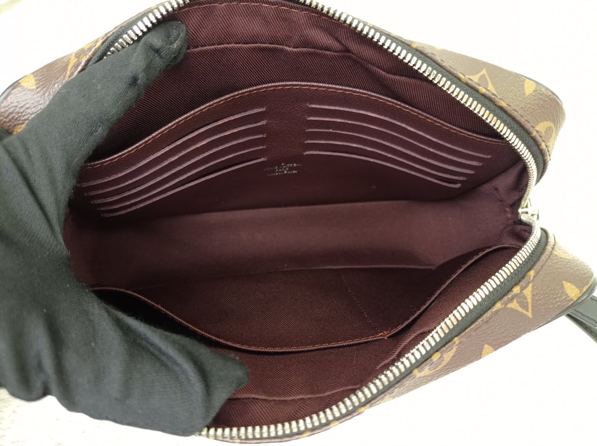 LV Kasai Clutch Monogram Macassar  2019