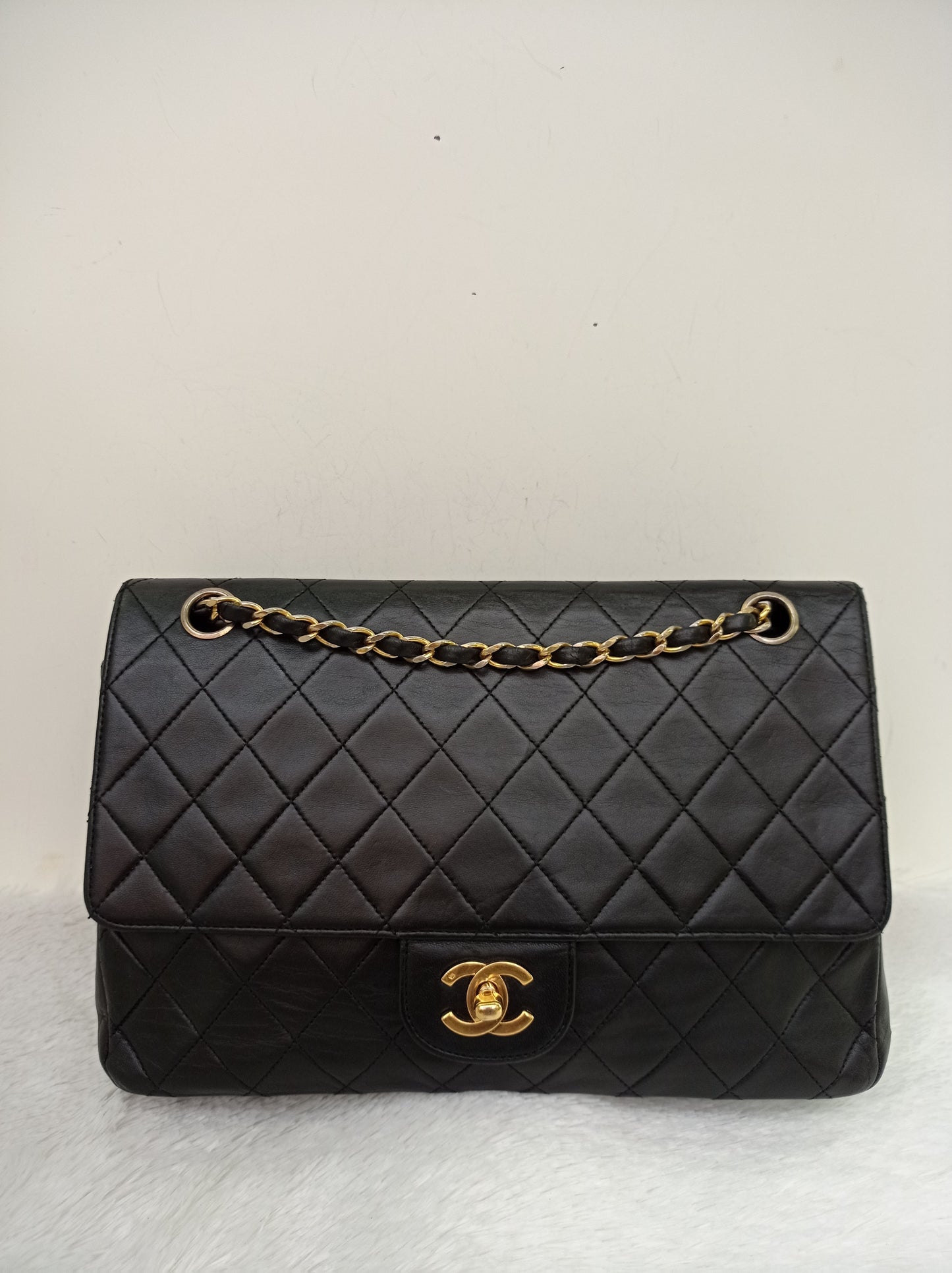 Chanel Medium Lamb Black Vintage GHW DF #0