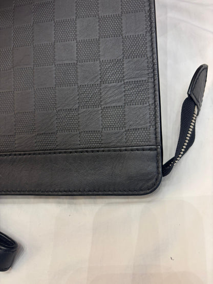 LV Standing Pouch Infini Damier Noir (CHIP)