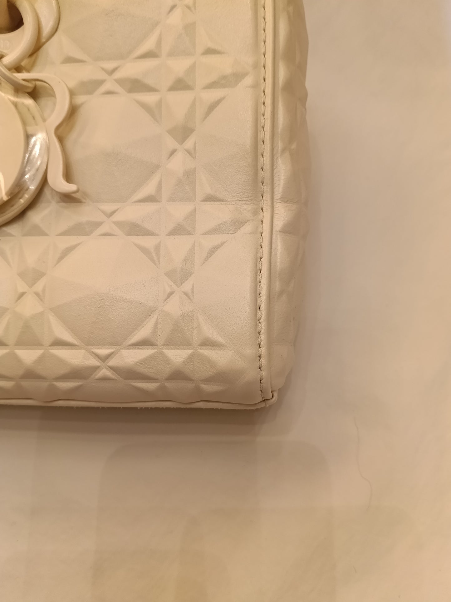 Dior Lady D'Joy Medium Cannage Diamond Latte 2022