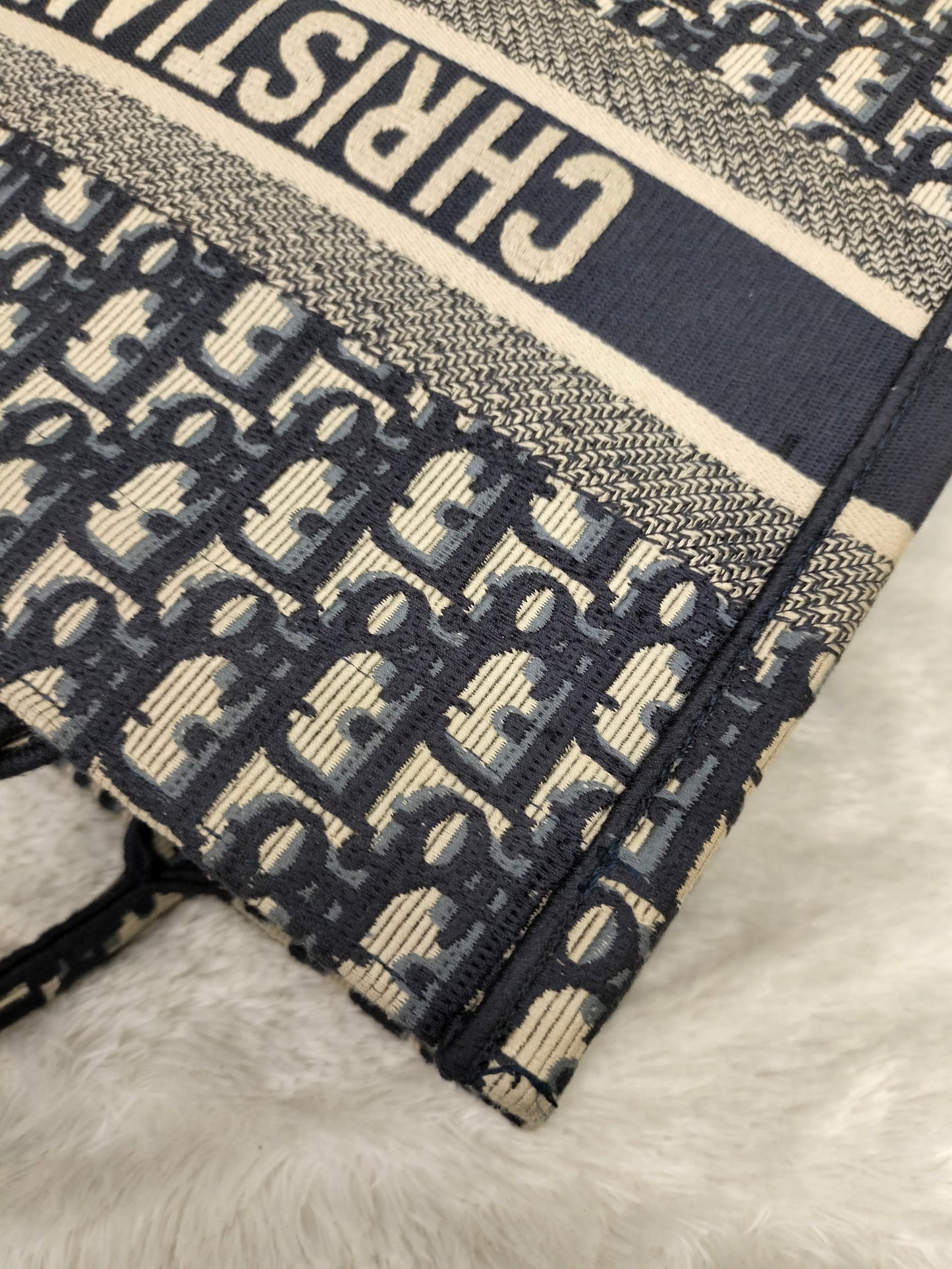 Dior Tote Book Medium Oblique Navy 2018