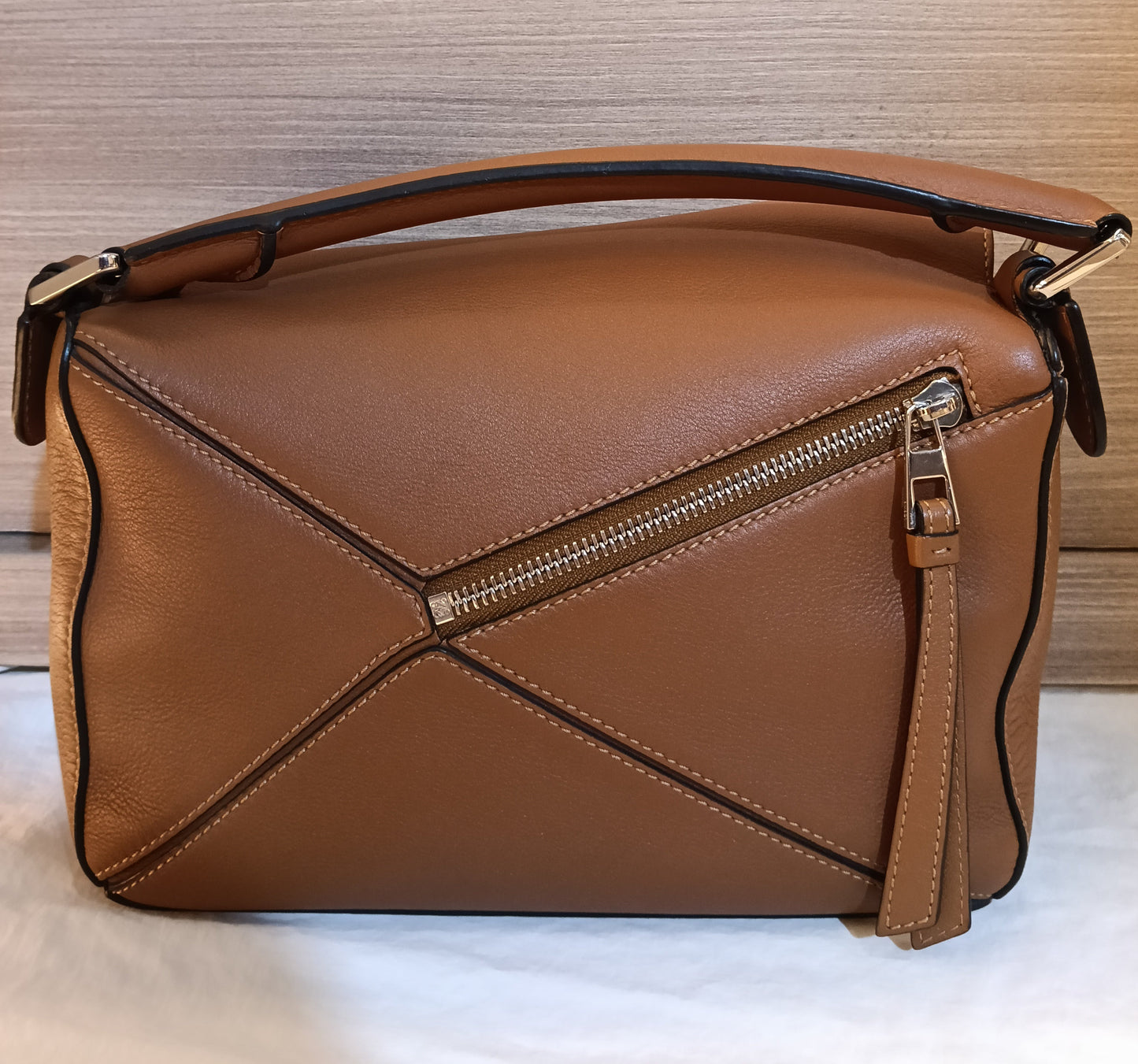 Loewe Puzzle Small Tan SHW 2020
