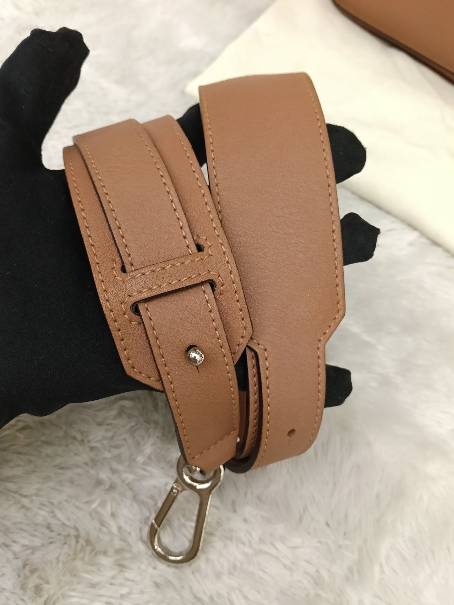 Loewe Puzzle Medium Calfskin Tan SHW 2017