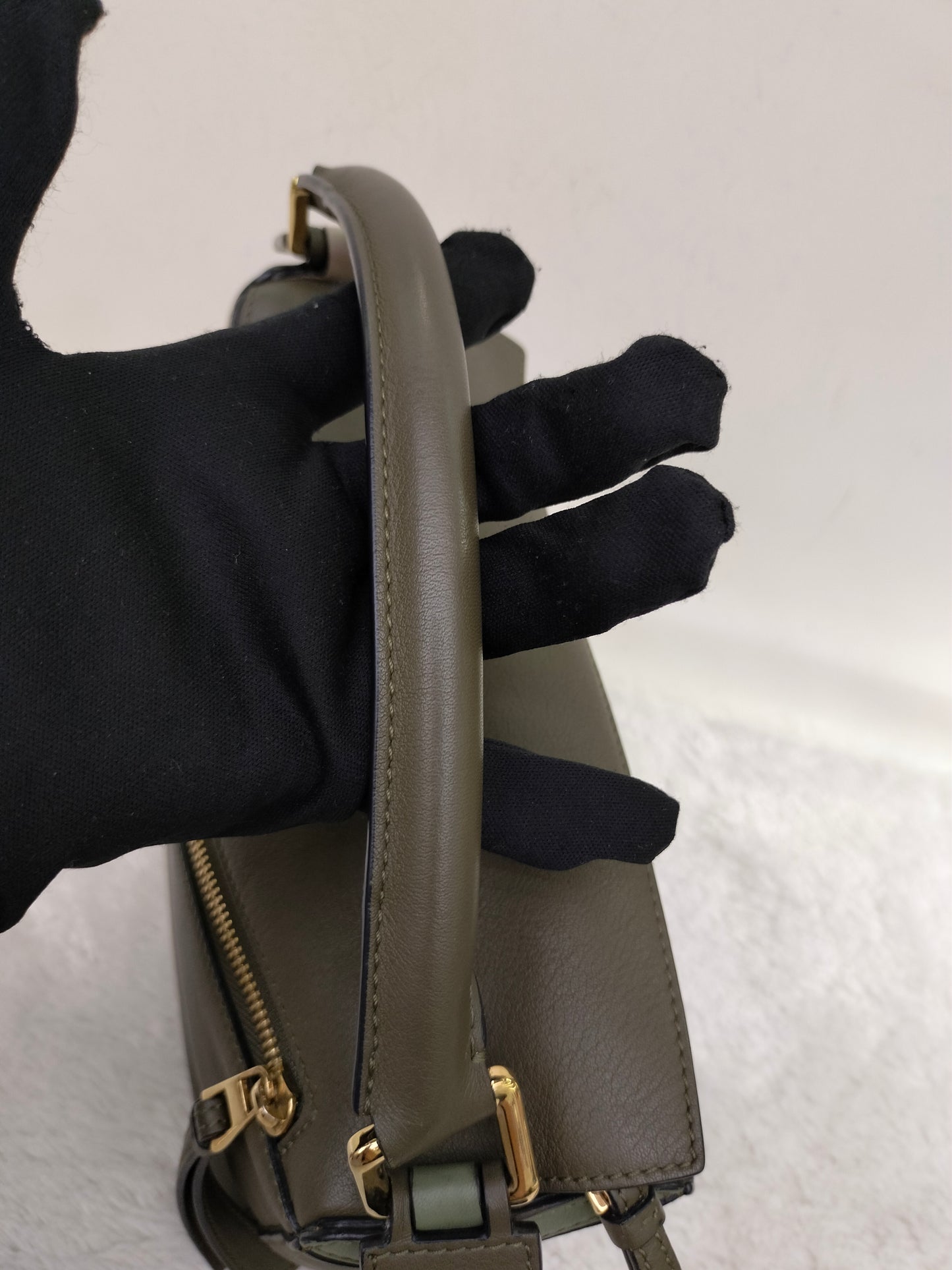 Loewe Puzzle Small Green Olive Oak GHW 2022