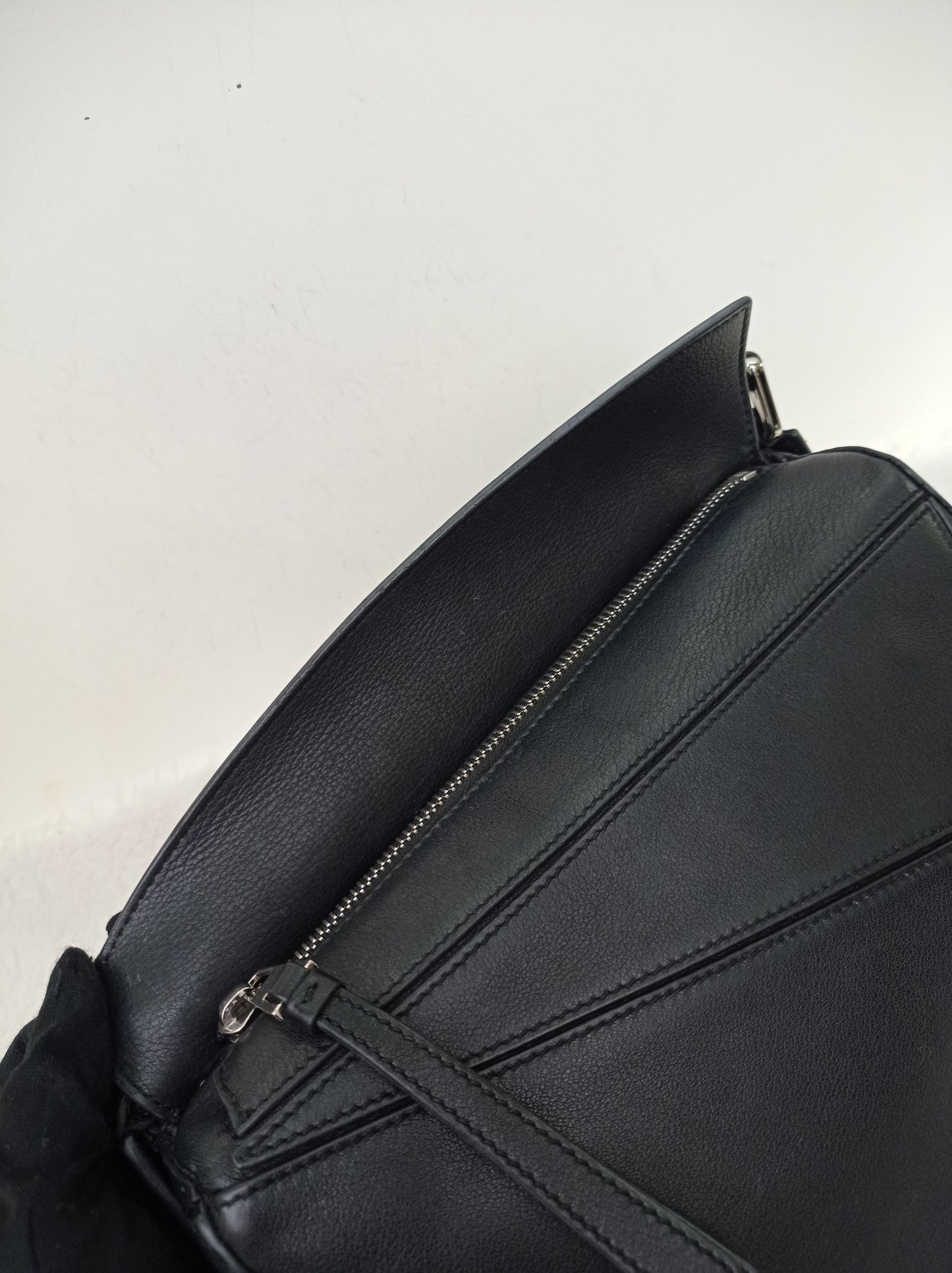 Loewe Puzzle Small Black SHW 2017