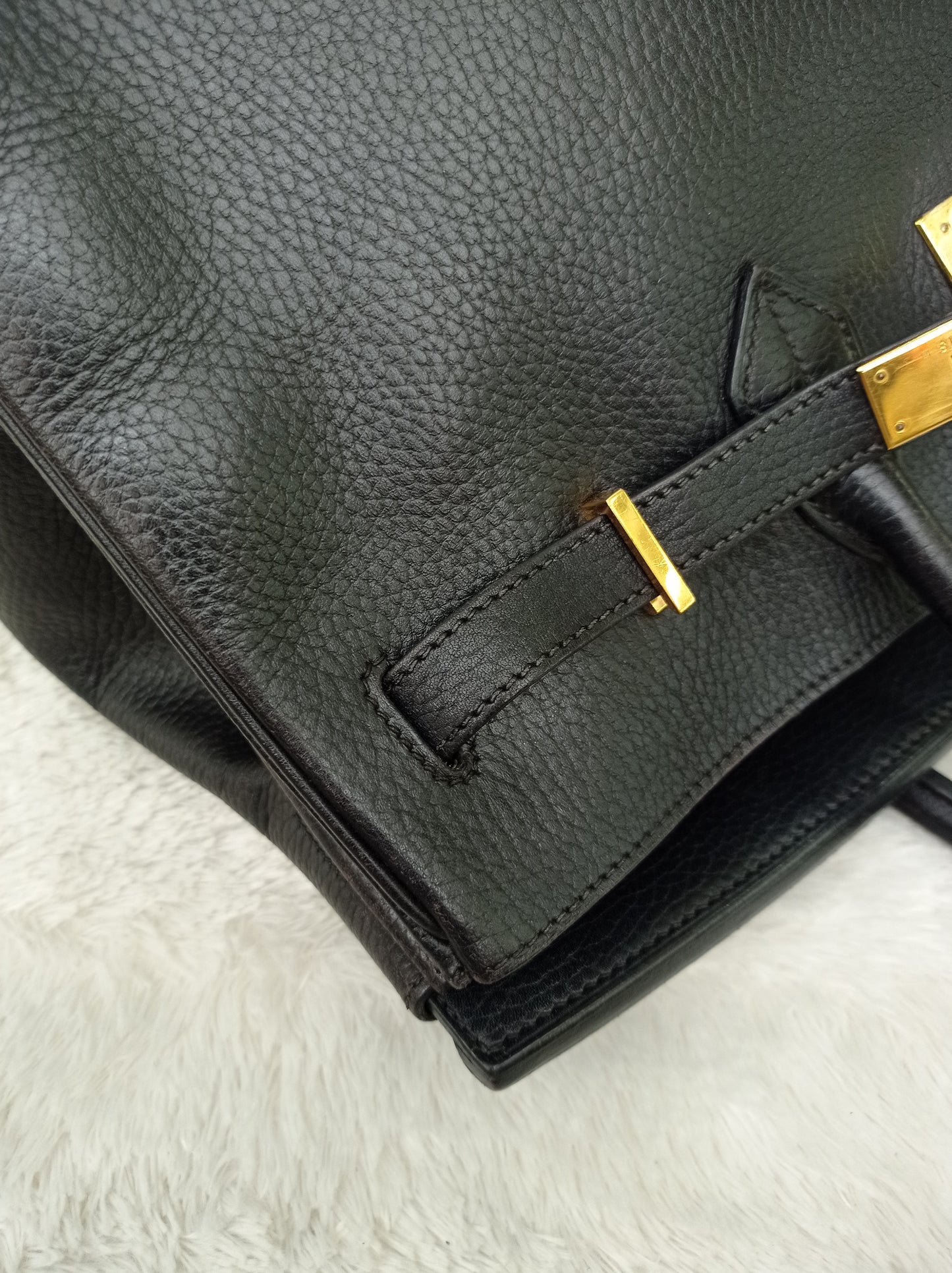 B35 Ardines Black GHW #F square