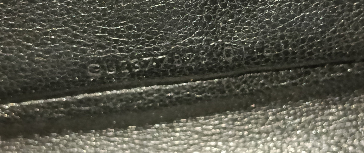 YsL WOC 22 Matelasse Monogramme Grained Black GHW 2018