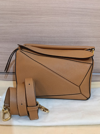 Loewe Puzzle Small Grained Caramel GHW 2021