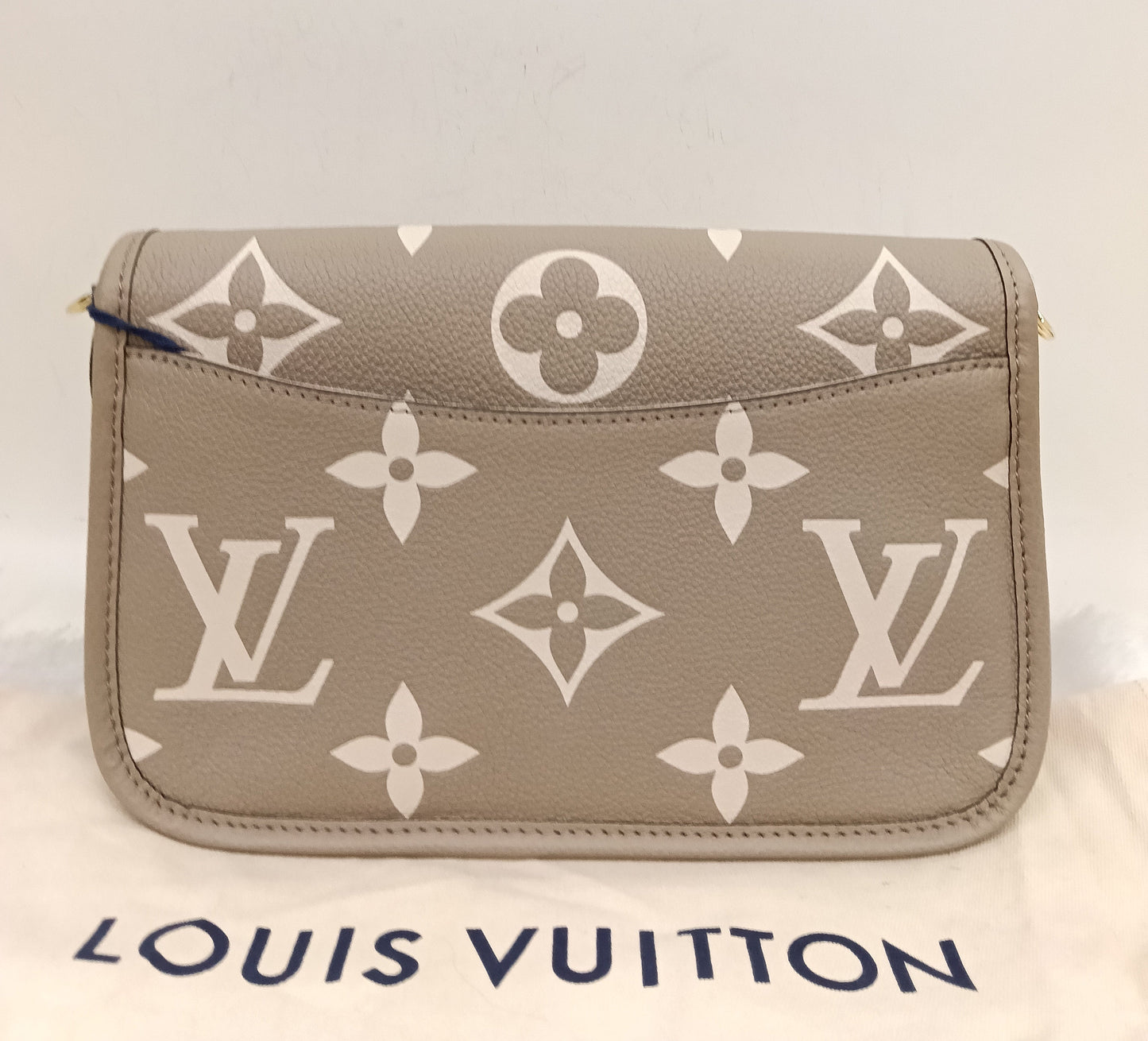 LV Diane PM ST NM Monogram Empreinte Giant Tourterelle Creme 2025 (CHIP)