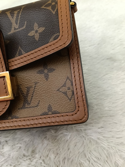 LV Portefeuille Dauphine Chain Monogram Reverse (CHIP)