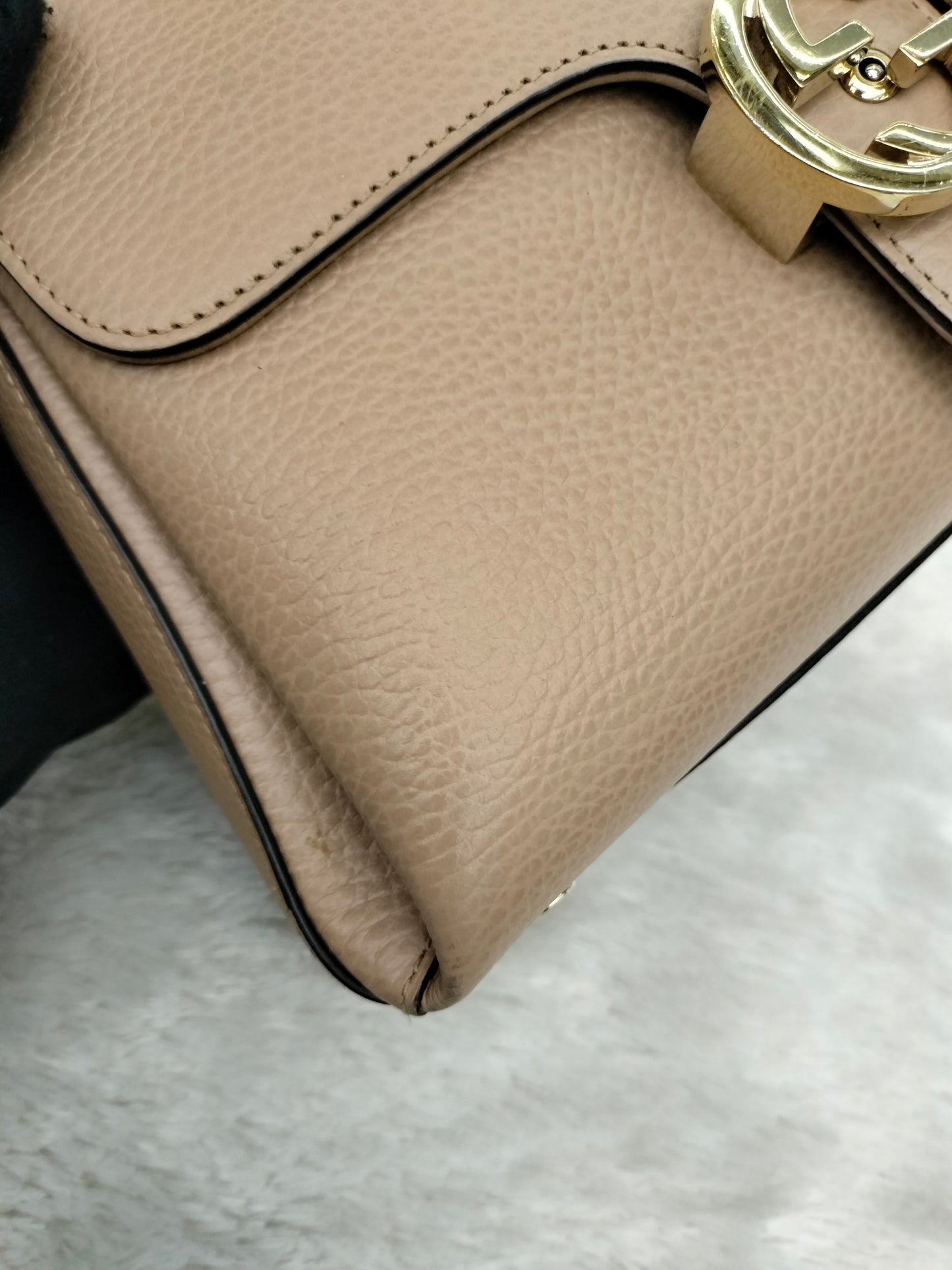 Gucci Interlocking Top Handle Beige GHW