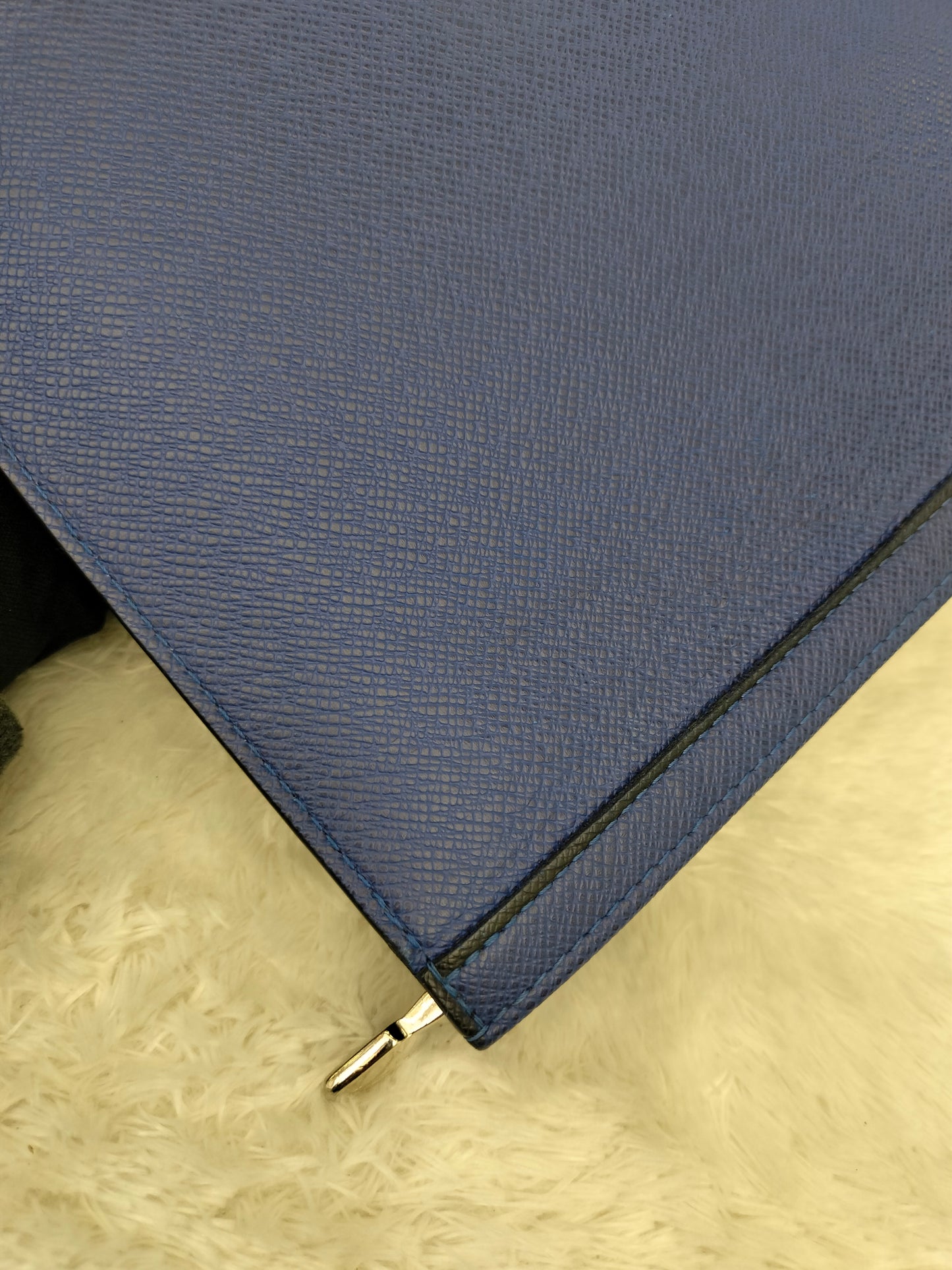 LV Pochette Voyage Taiga Blue Cobalt 2019