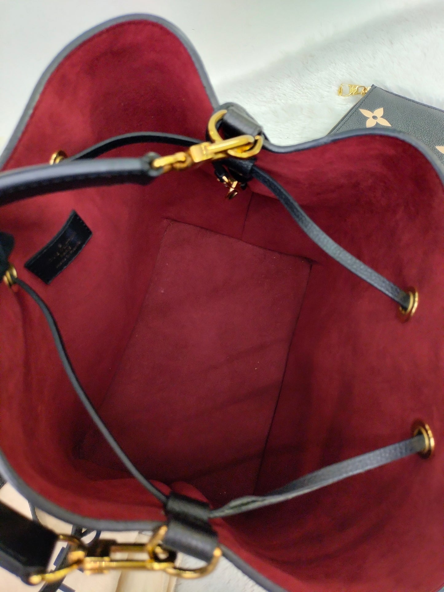 LV Neo Noe MM Monogram Empreinte Noir Creme (CHIP)