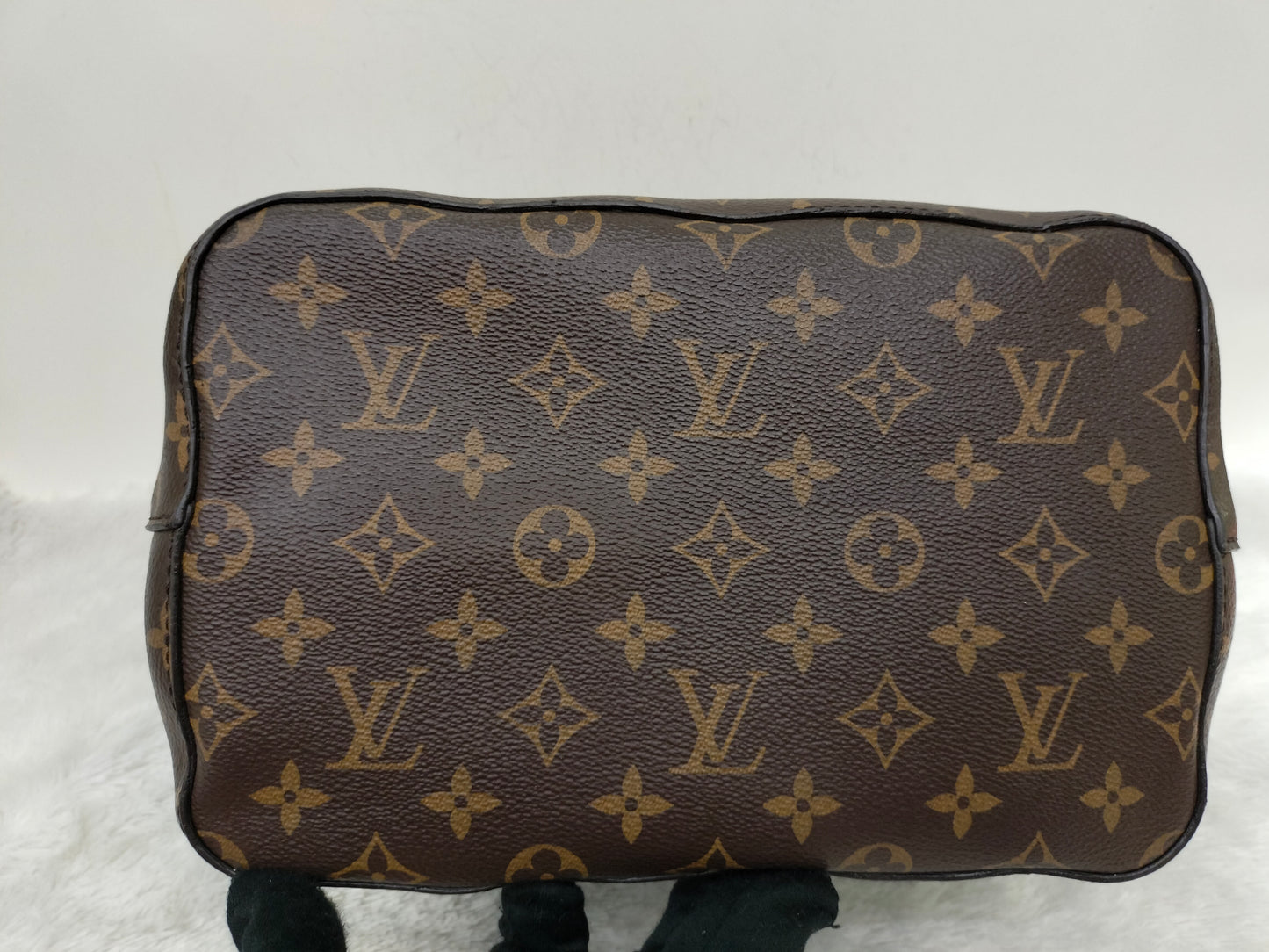 LV Neo Noe Monogram Noir 2017