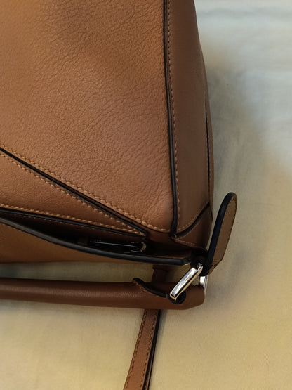 Loewe Puzzle Medium Tan SHW 2018