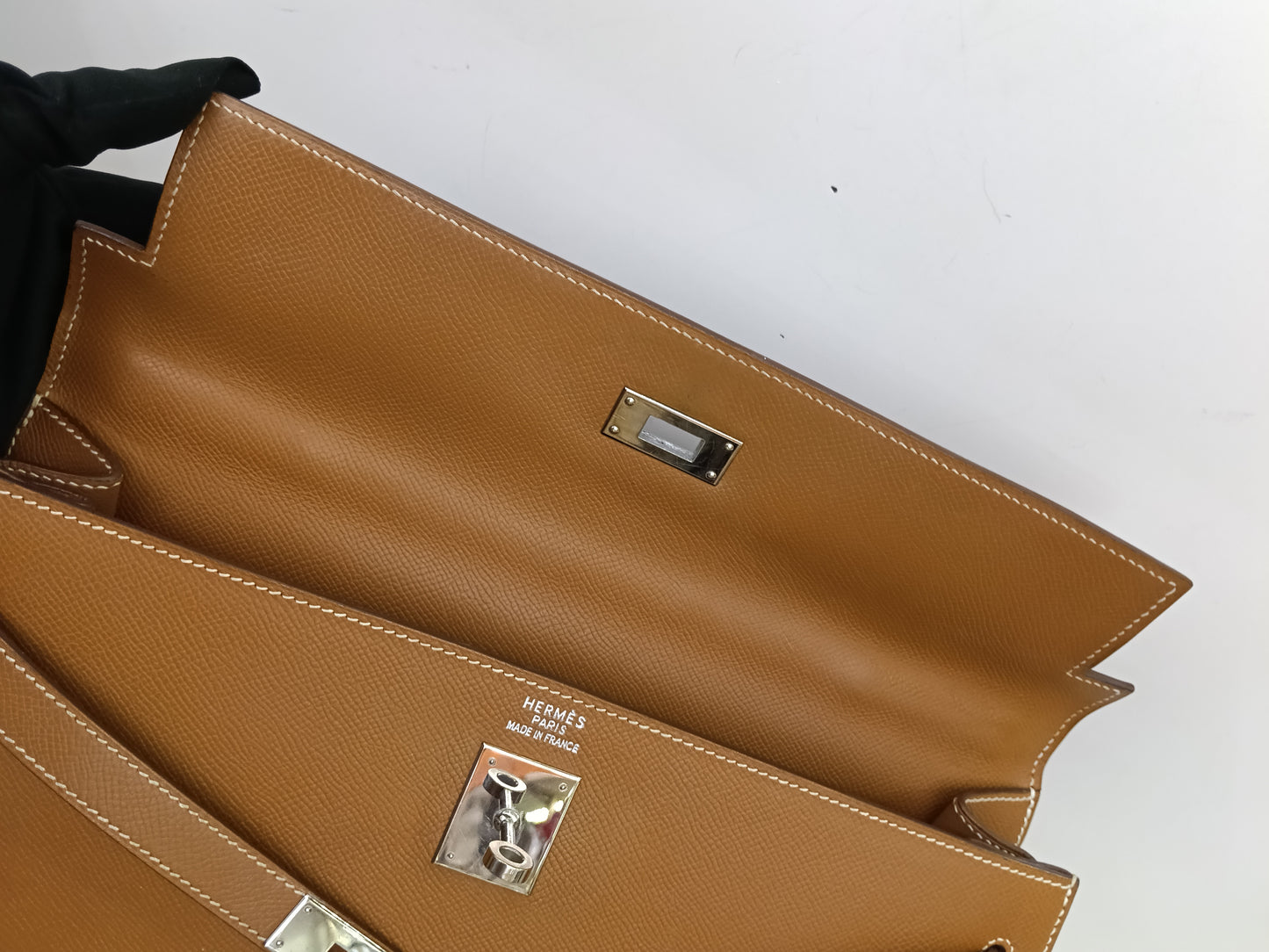 K35 Epsom Sellier Gold PHW #J square