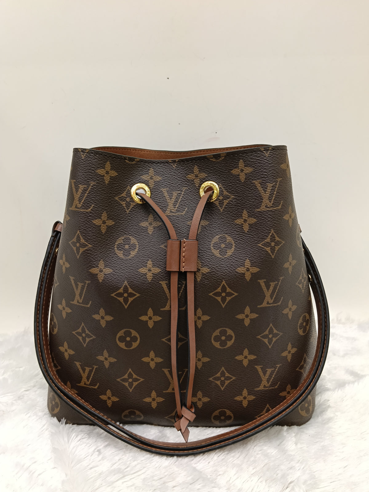 LV Neo Noe MM Monogram Caramel 2020