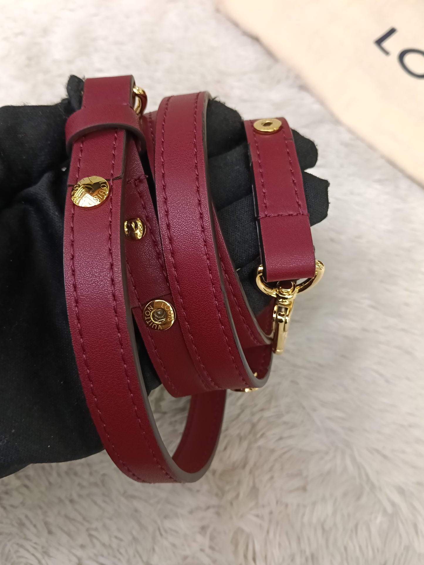 LV Neo Noe MM Damier Cherry Berry 2019