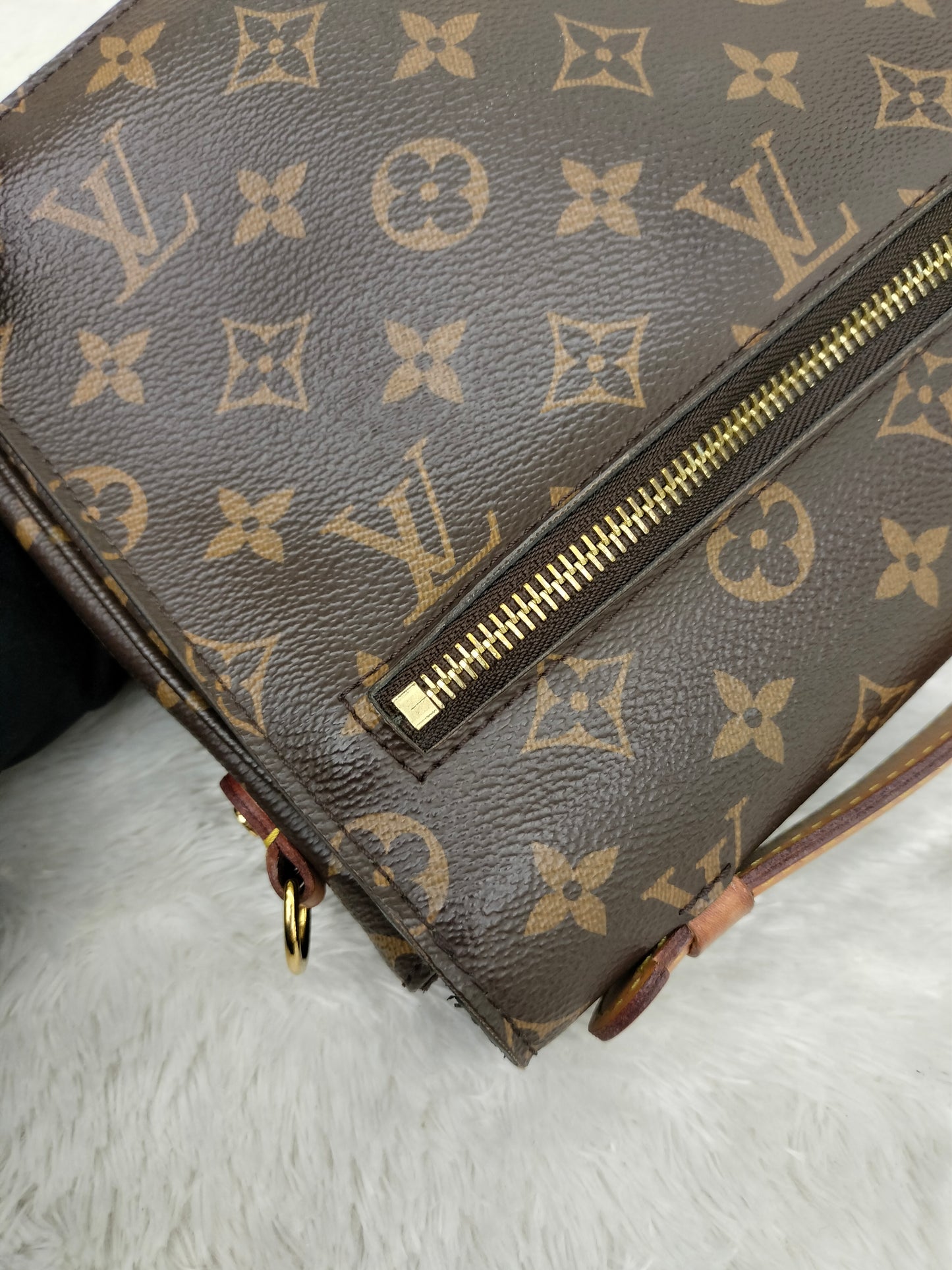 LV Metis Monogram 2019