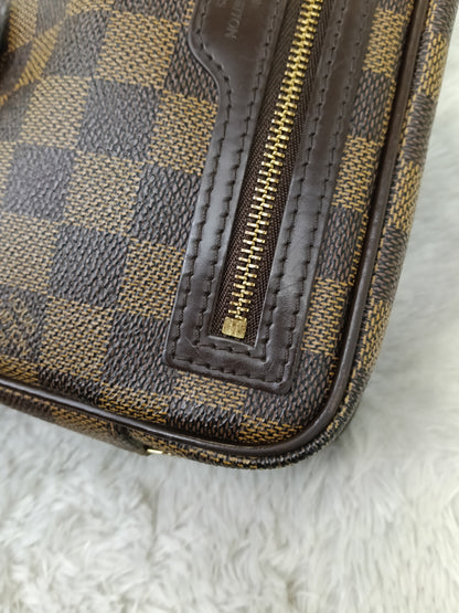 LV Macao Pochette Damier 2012