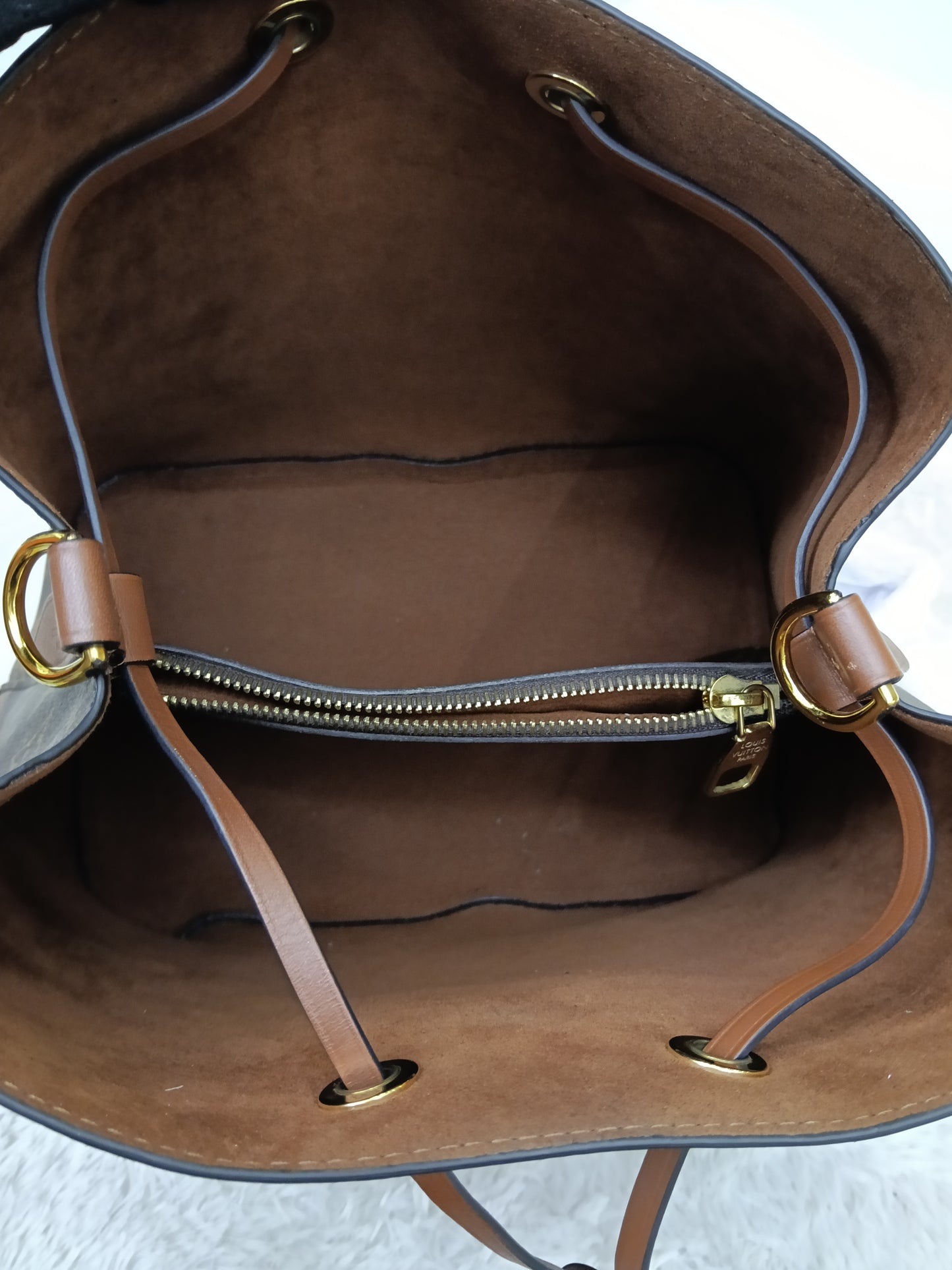 LV Neo Noe MM Monogram Caramel (CHIP)