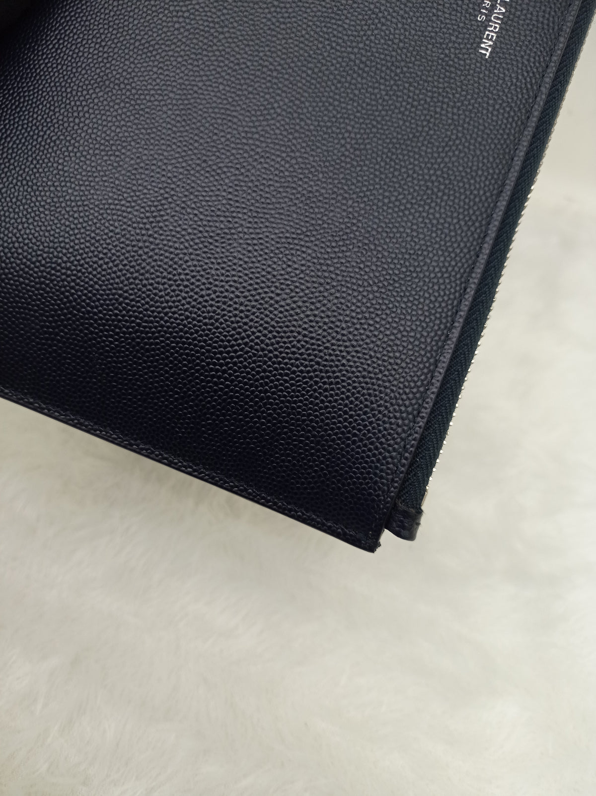 *Excellent Condition* YsL Ipad Mini Zip Pouch Small Grained Navy SHW 2017