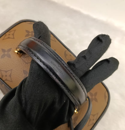 LV Vanity PM Monogram Reverse (CHIP)