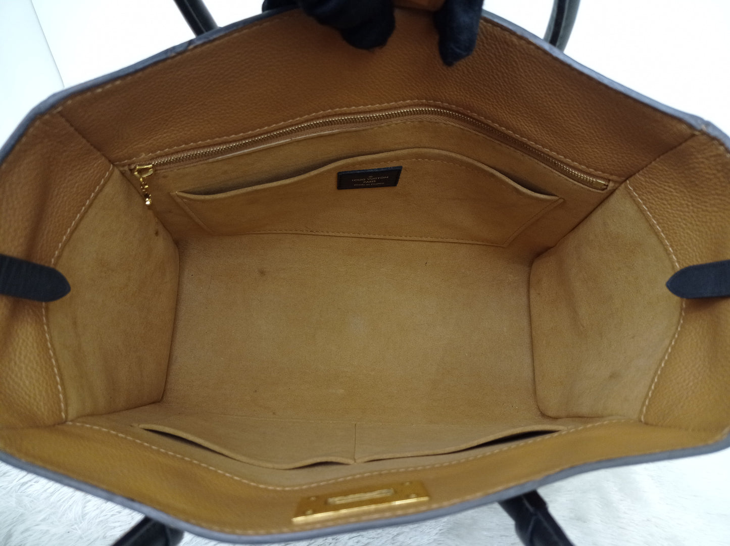 LV On My Side MM Monogram Grained Noir Brown 2019