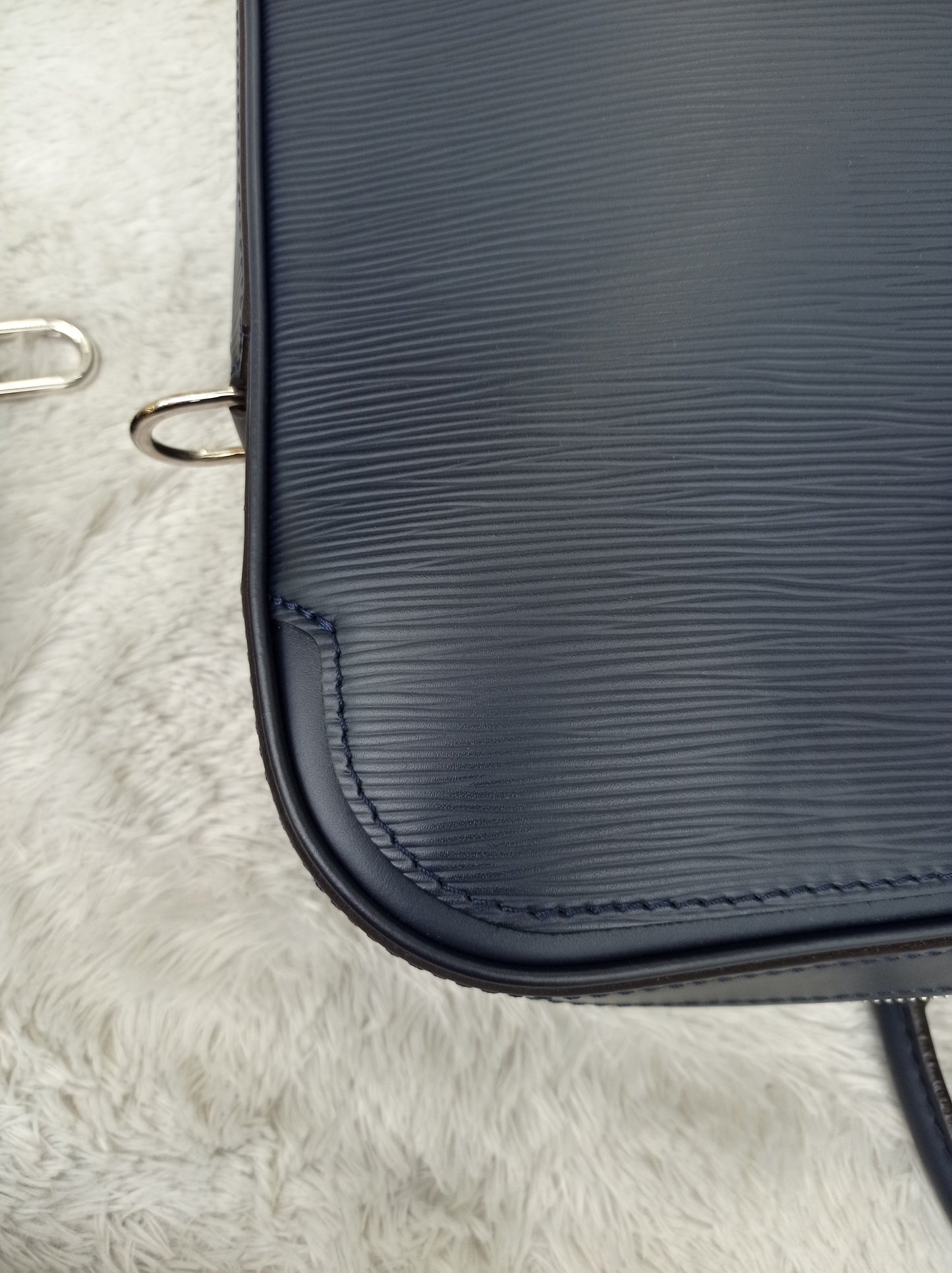 LV Dandy MM Epi Blue Marine 2017