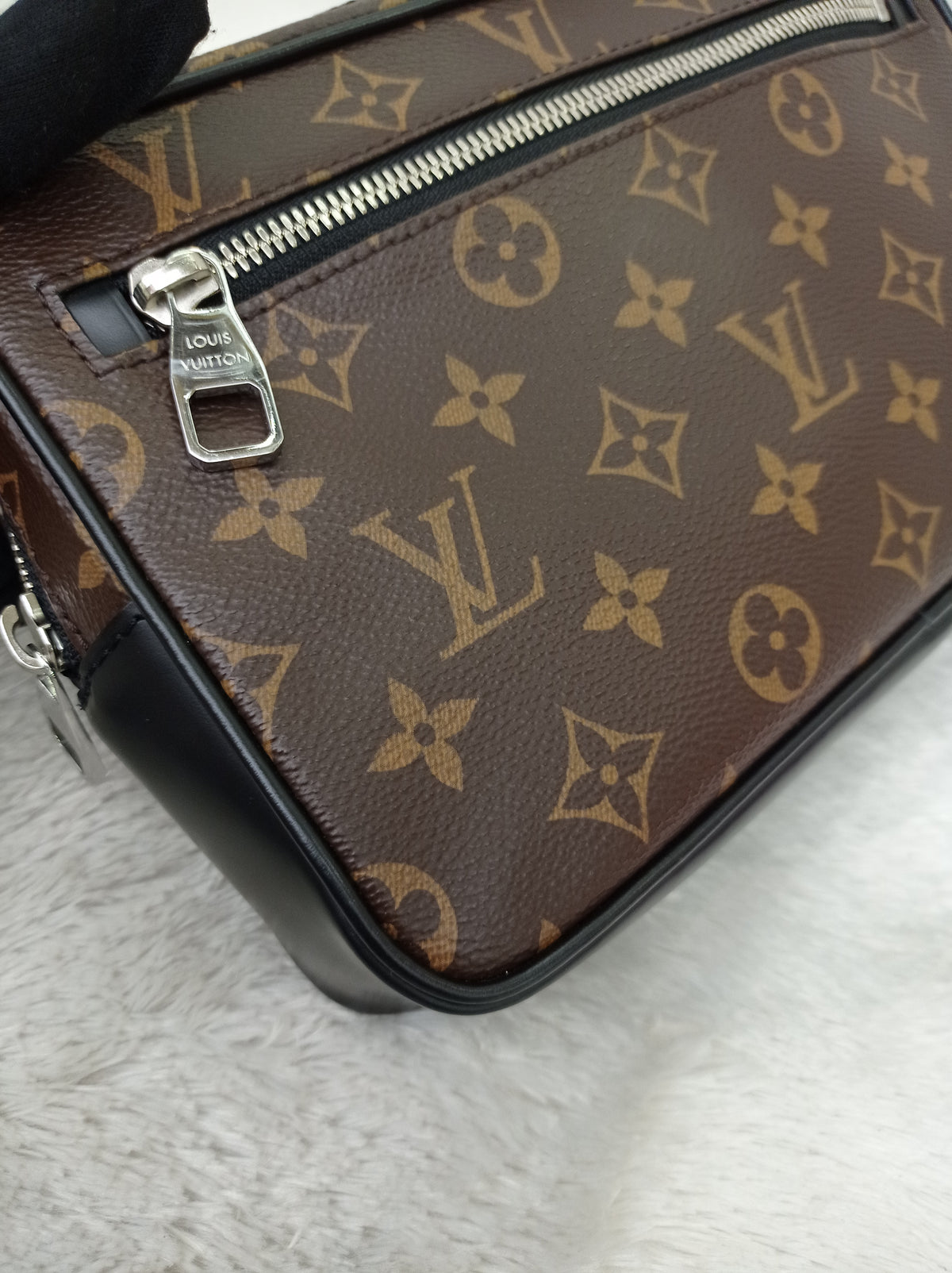 LV Kasai Clutch Monogram Macassar  2019