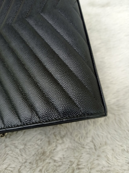 YsL WOC 22 Matelasse Monogramme Grained Black SHW 2018
