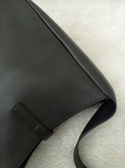 YsL Le 5 A 7 Supple Small Calfskin Black GHW 2024