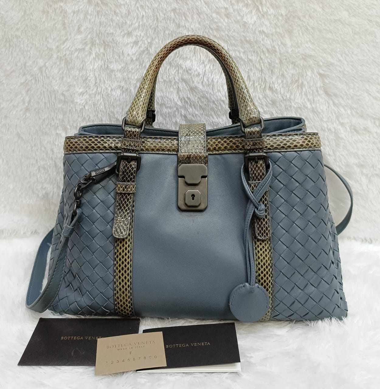 Bottega Veneta Rome Small Lizard Blue