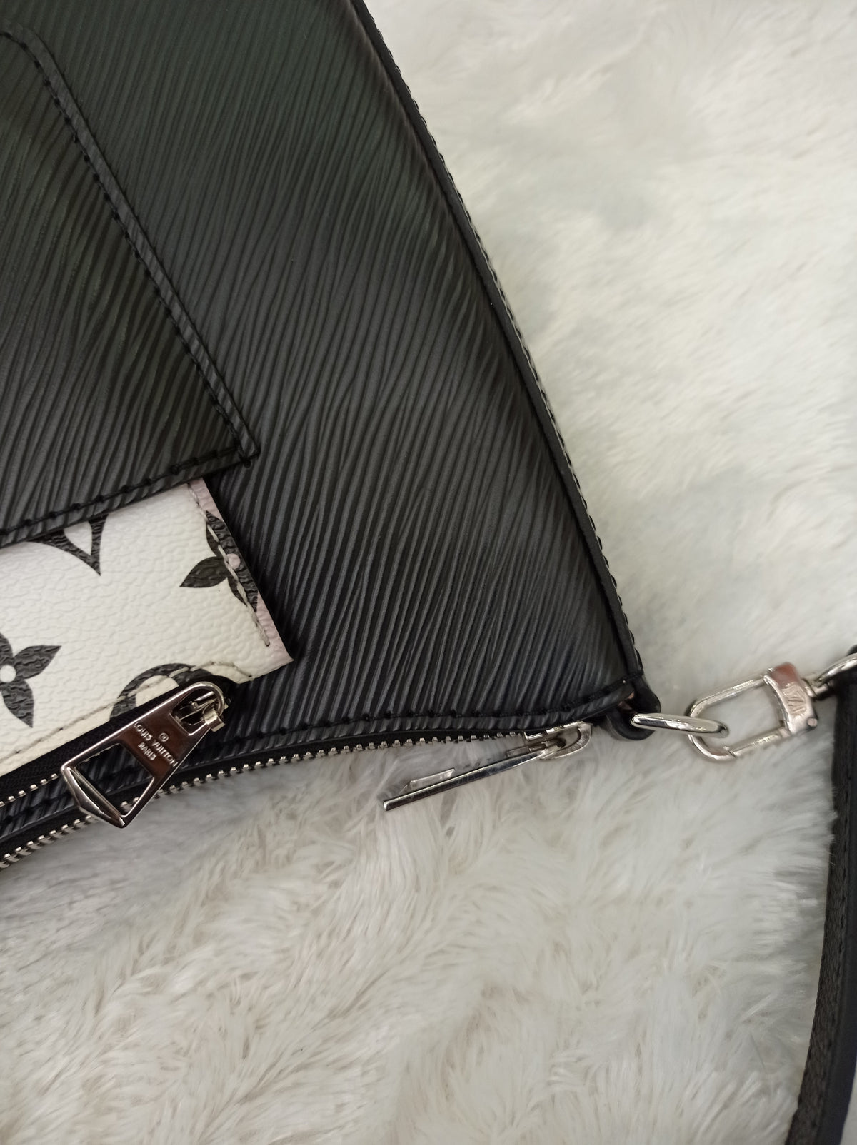LV Marelle NM Epi Noir (CHIP)