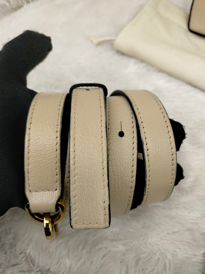 Loewe Puzzle Small Edge Angora GHW 2021