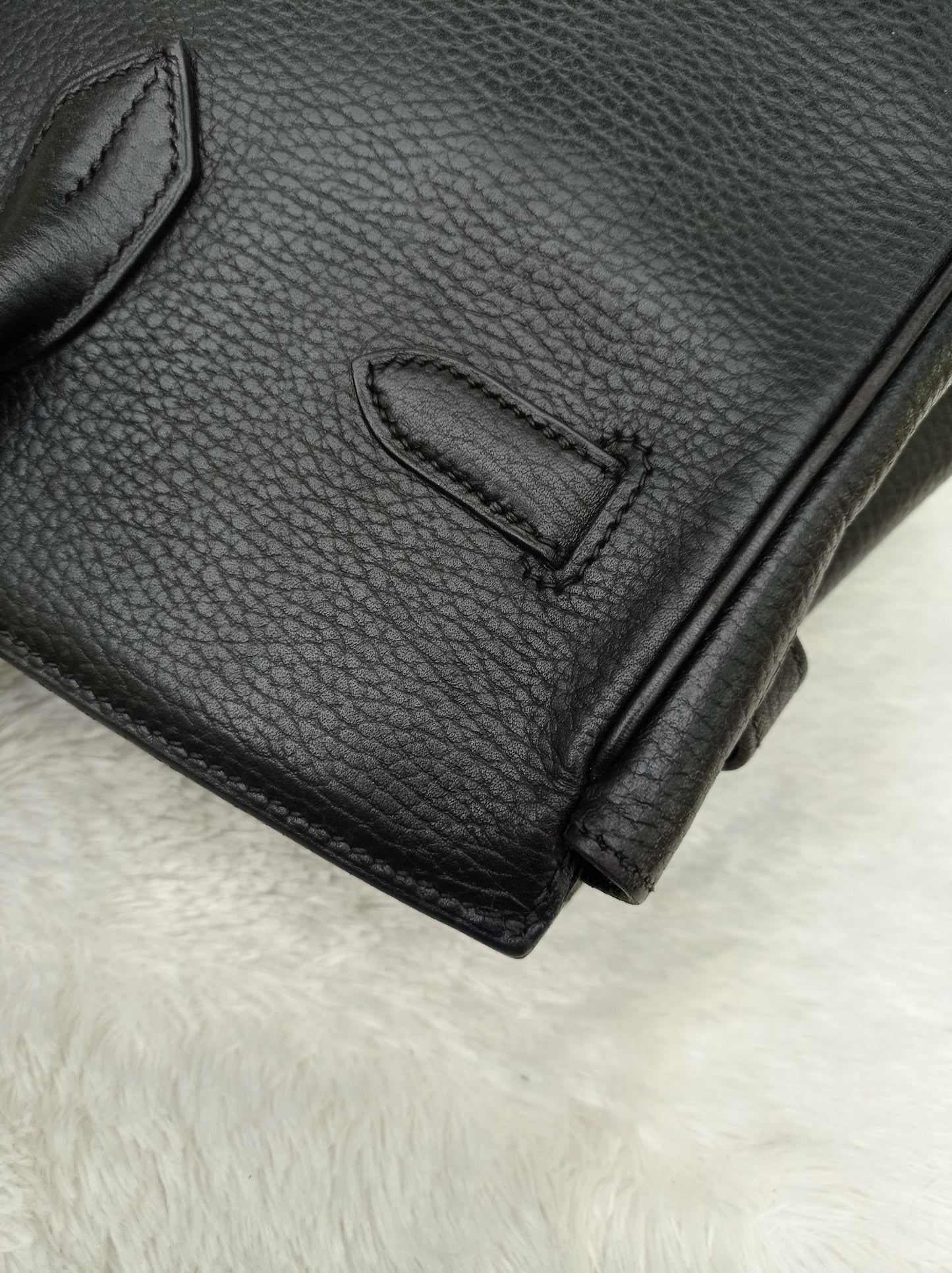 B35 Ardines Black GHW #F square