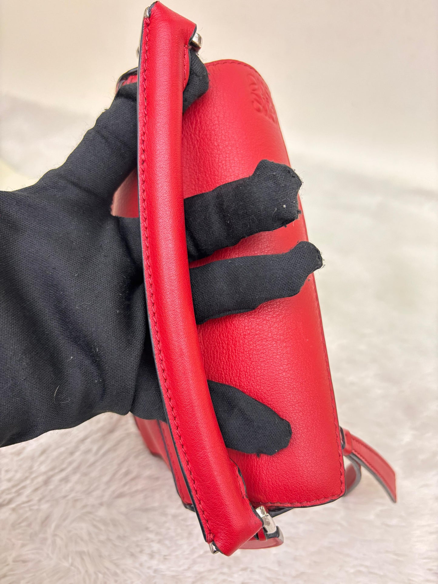 Loewe Puzzle Mini Red SHW 2018