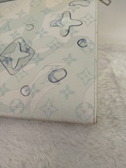 LV Pochette Voyage MM Crystal Blue (CHIP)