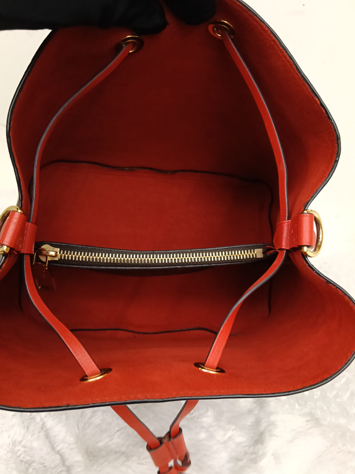 LV Neo Noe MM Monogram Coquelicot 2018