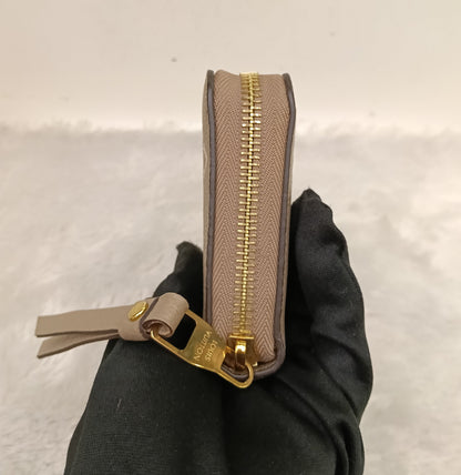 LV Zippy Wallet Monogram Empreinte Tourterelle Creme (CHIP)
