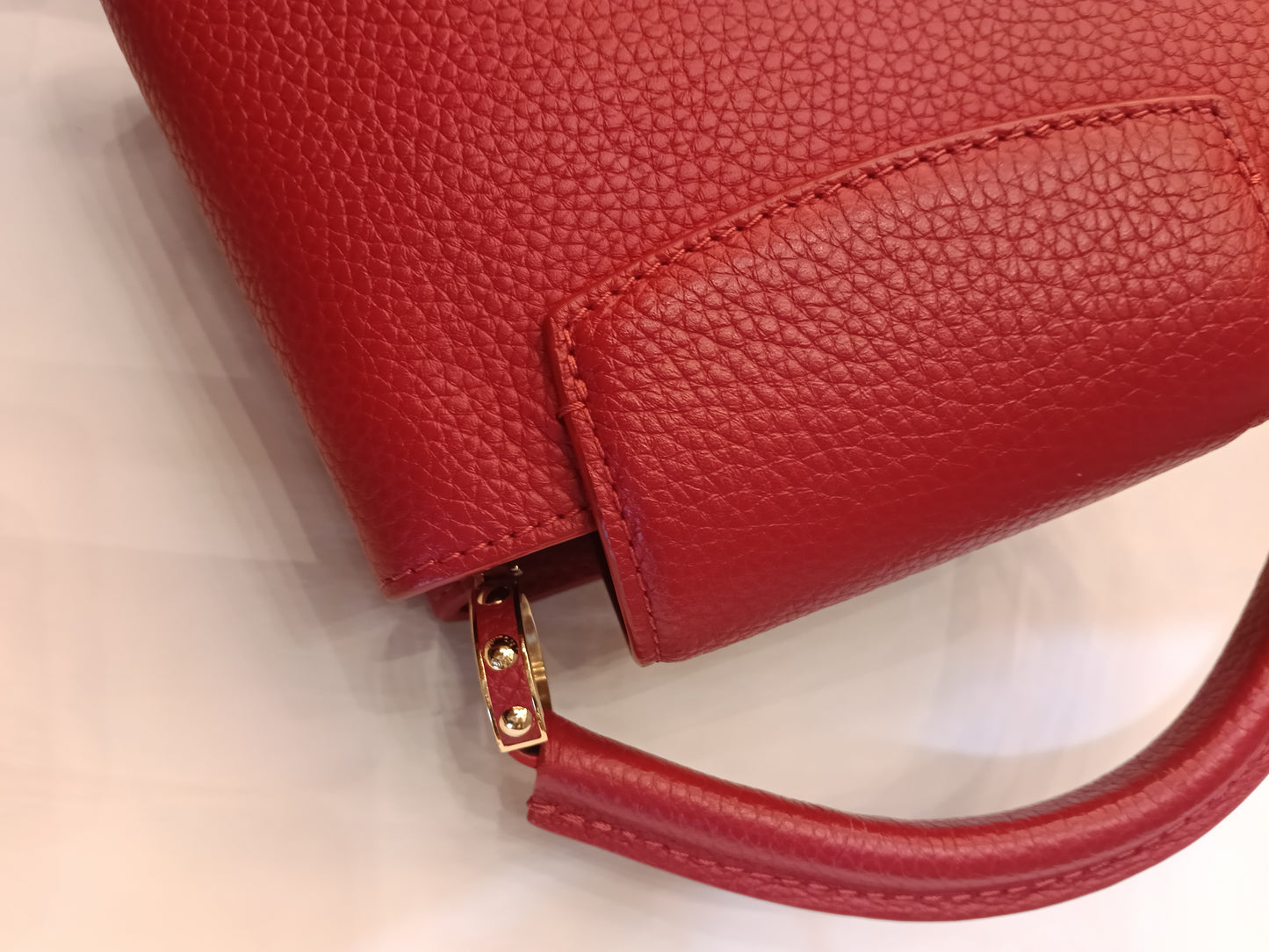 LV Capucines Mini Taurillon Scarlet 2020