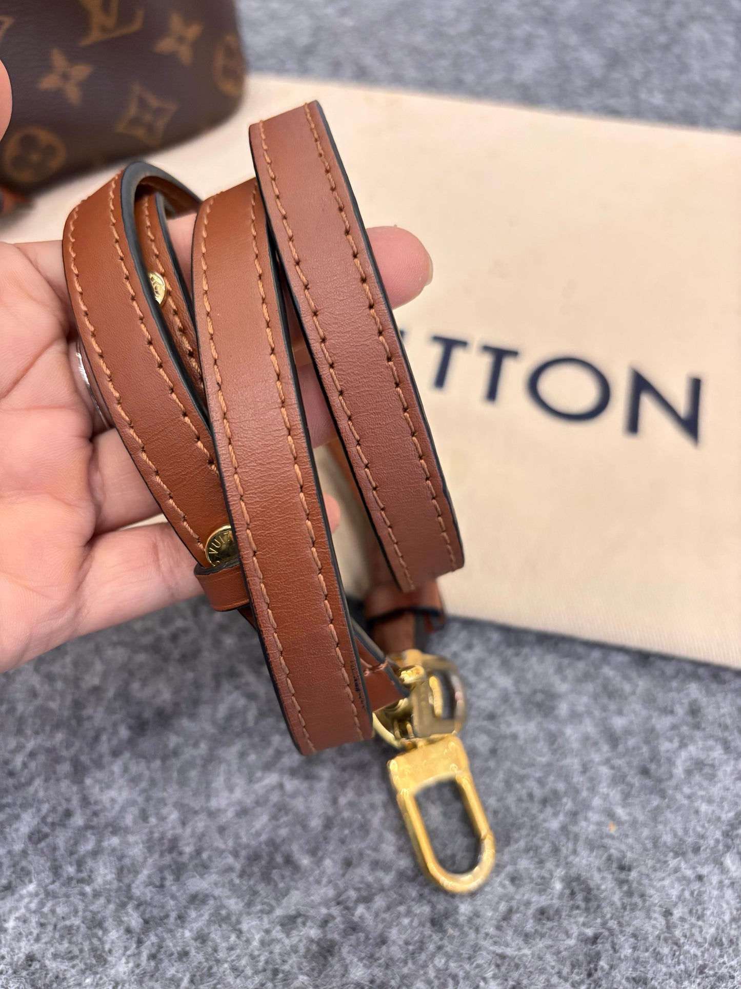 LV Neo Noe MM Monogram Caramel (CHIP)
