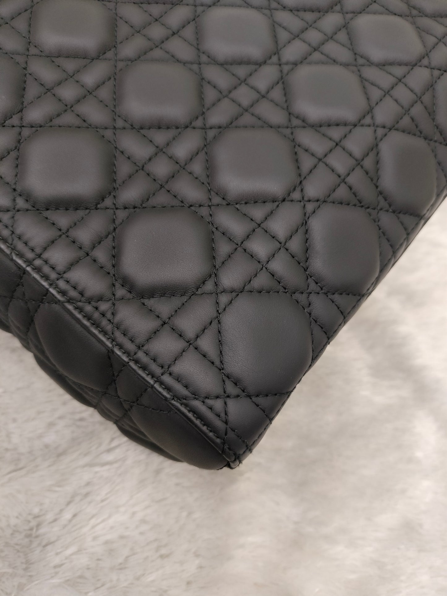 Lady Dior Large Ultra Matte All Black 2019