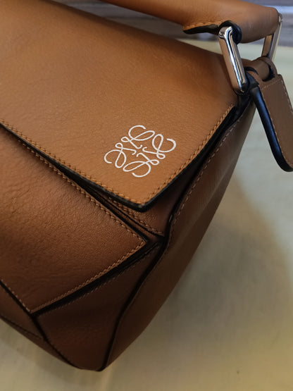 Loewe Puzzle Medium Tan SHW 2018