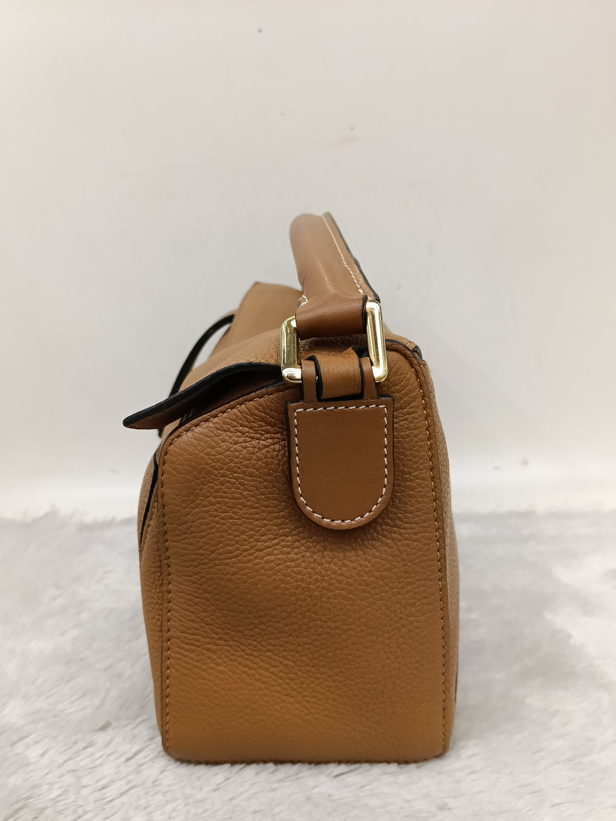 Loewe Puzzle Small Grained Caramel SHW 2020